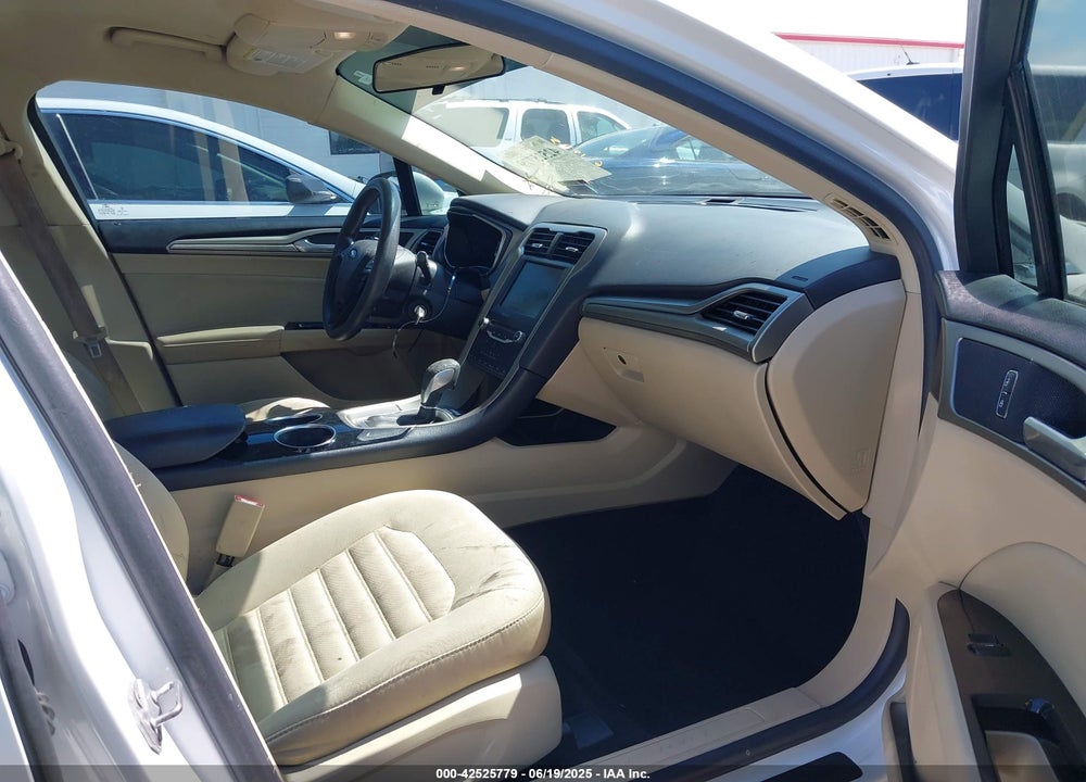 2014 FORD FUSION VIN: 1FA6P0H73E5357311
