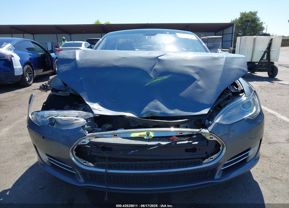 2014 TESLA MODEL S P85 VIN: 5YJSA1H19EFP36971