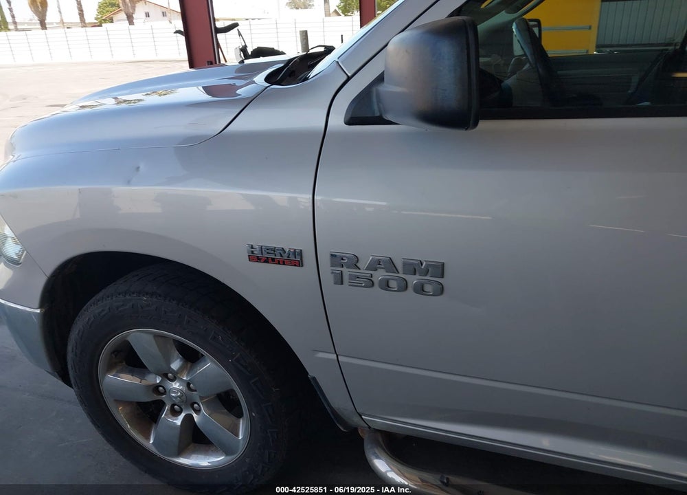 2013 RAM 1500 BIG HORN VIN: 1C6RR7GT3DS674957