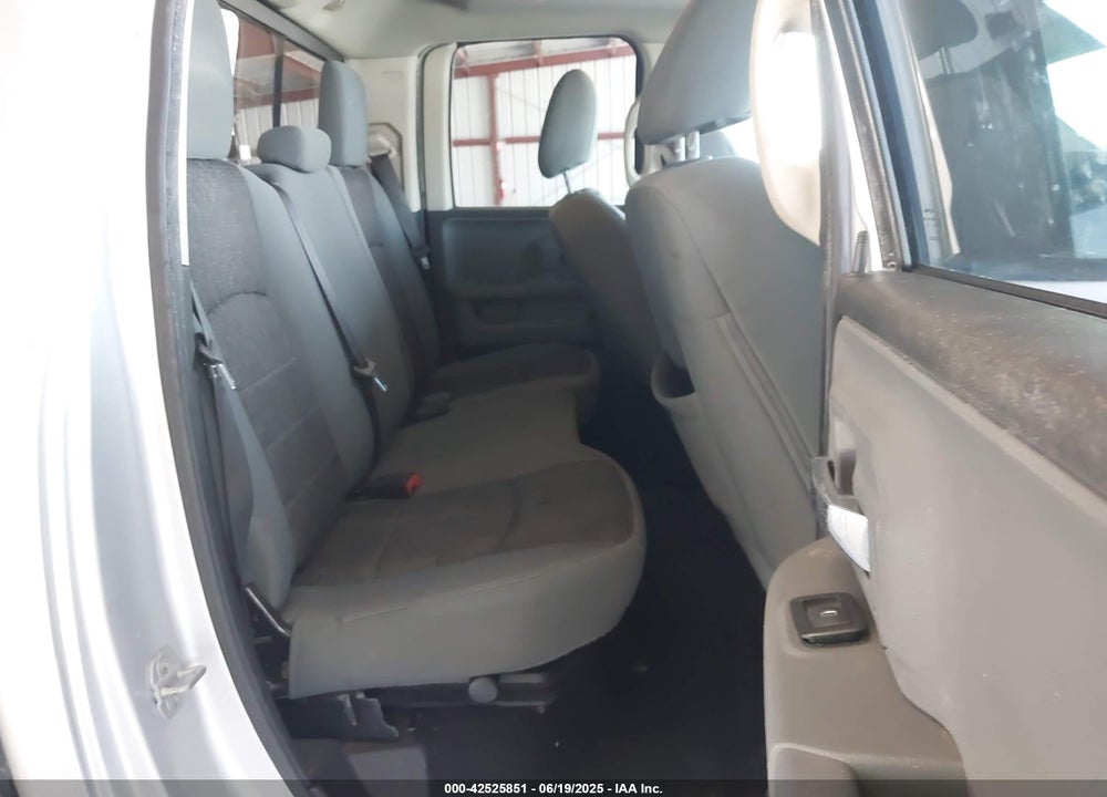 2013 RAM 1500 BIG HORN VIN: 1C6RR7GT3DS674957