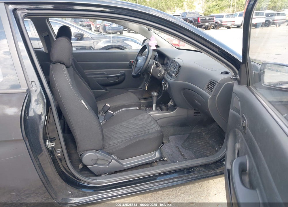 2007 HYUNDAI ACCENT GS VIN: KMHCM36C47U035496