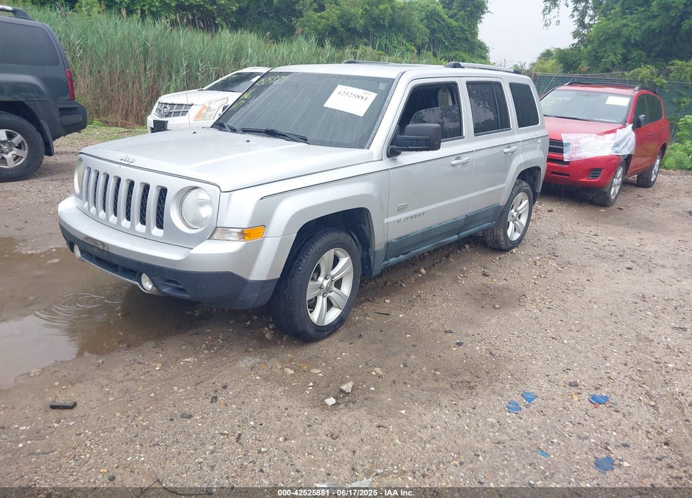 2011 JEEP PATRIOT LATITUDE X VIN: 1J4NF4GB2BD182194