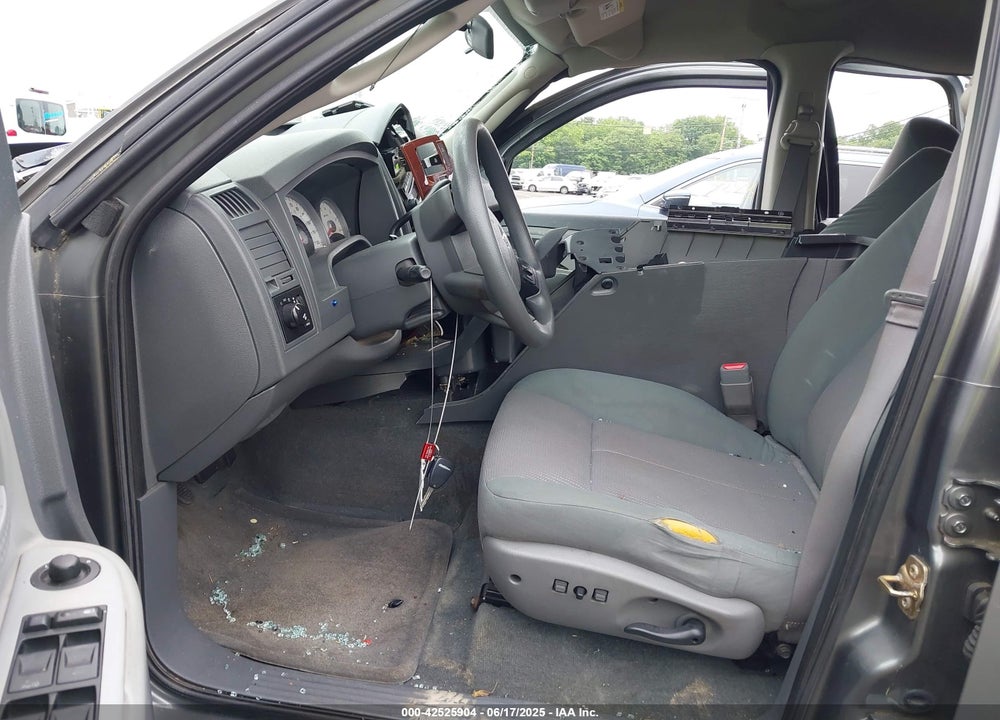 2005 DODGE DAKOTA SLT VIN: 1D7HW48N55S338679