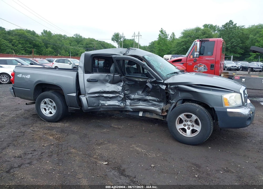 2005 DODGE DAKOTA SLT VIN: 1D7HW48N55S338679
