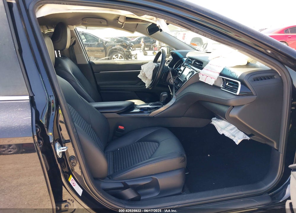 2018 TOYOTA CAMRY VIN: JTNB11HK6J3026423
