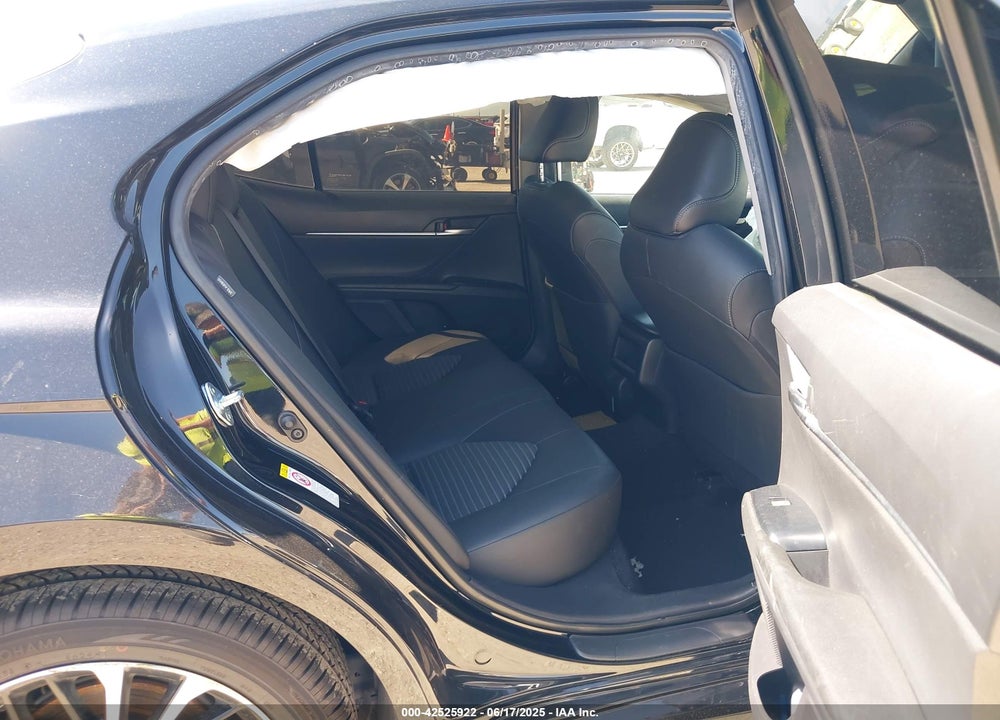 2018 TOYOTA CAMRY VIN: JTNB11HK6J3026423