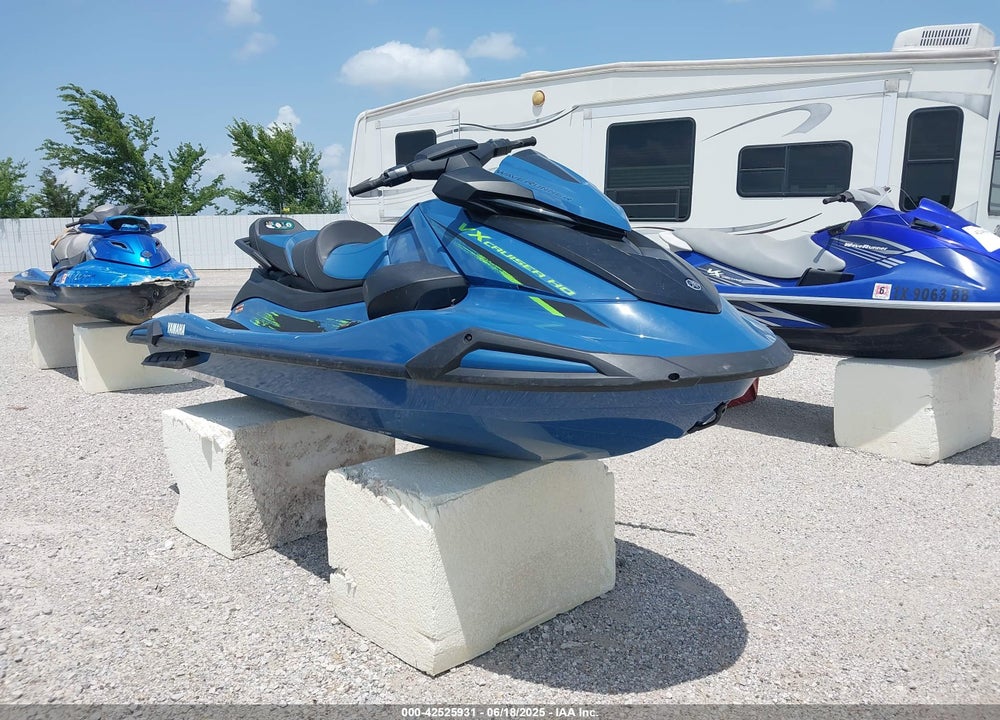 2025 YAMAHA VX CRUISER HO VIN: YAMA3538A525