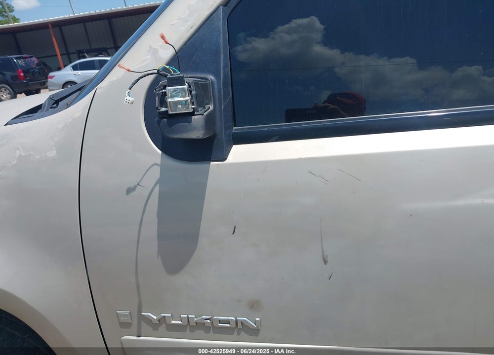2007 GMC YUKON VIN: 1GKFK130X7J156397