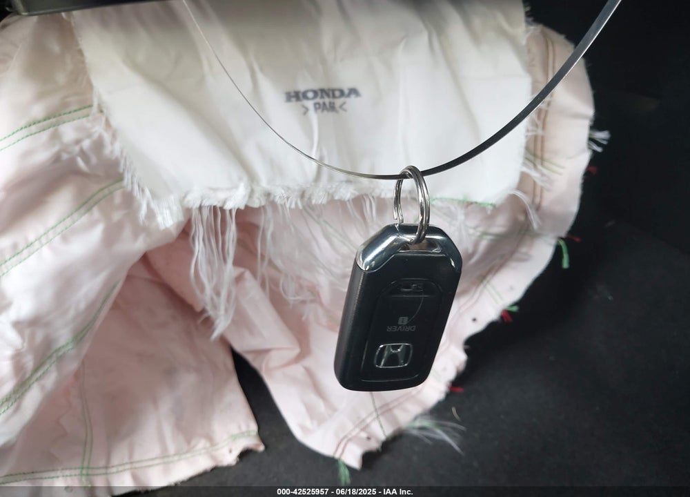 2018 HONDA ACCORD VIN: 1HGCV2F54JA006555