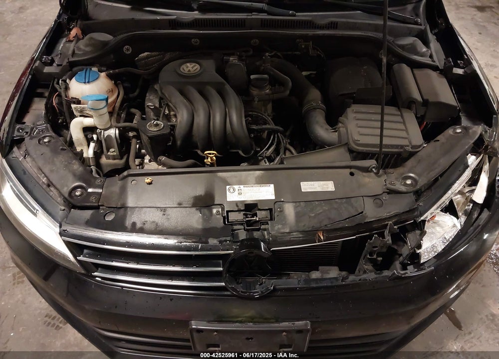 2015 VOLKSWAGEN JETTA VIN: 3VW2K7AJ4FM243087