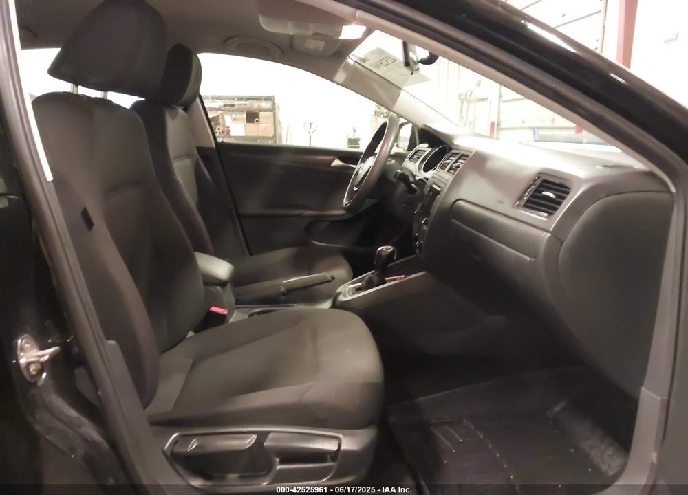 2015 VOLKSWAGEN JETTA VIN: 3VW2K7AJ4FM243087