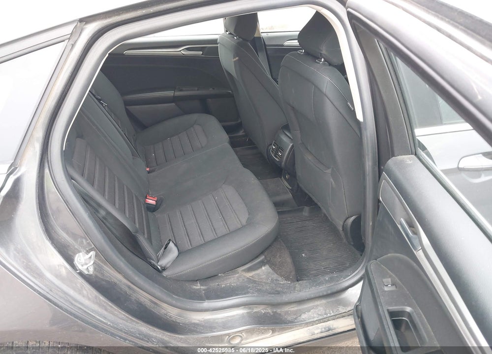 2020 FORD FUSION VIN: 3FA6P0T98LR190611