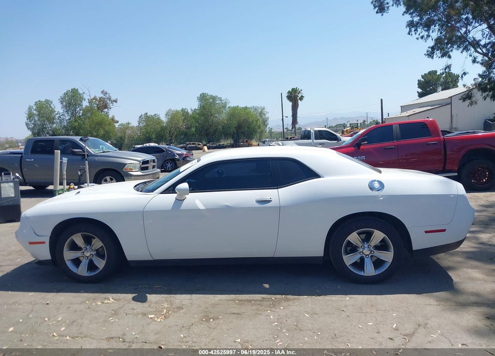 2017 DODGE CHALLENGER VIN: 2C3CDZAG3HH578123