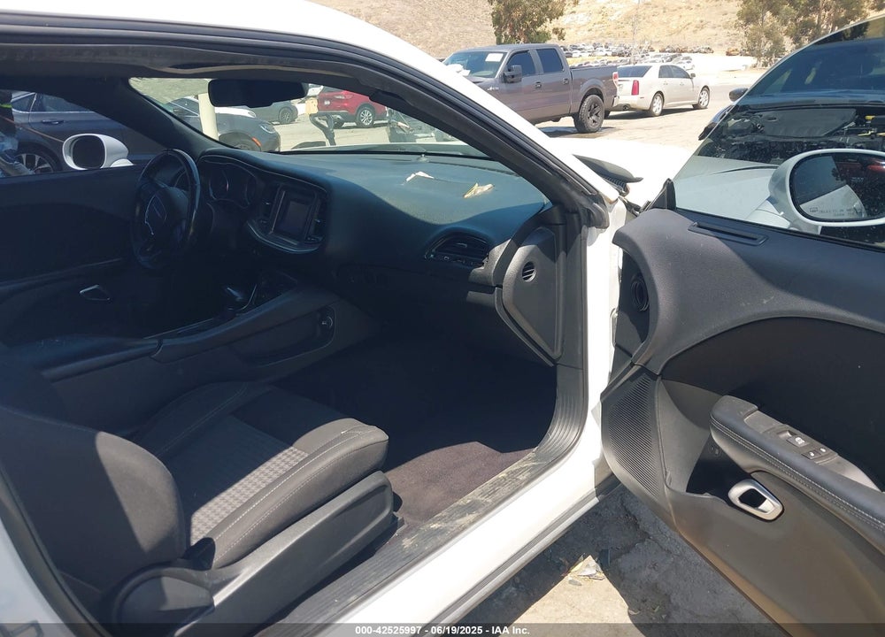 2017 DODGE CHALLENGER VIN: 2C3CDZAG3HH578123