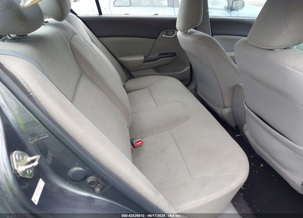 2012 HONDA CIVIC VIN: 2HGFB2F51CH563532