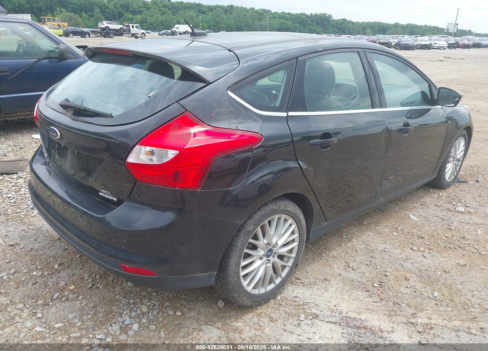 2012 FORD FOCUS VIN: 1FAHP3M27CL409245