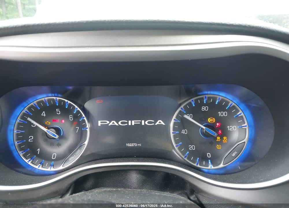 2021 CHRYSLER PACIFICA TOURING L VIN: 2C4RC1BG5MR527414