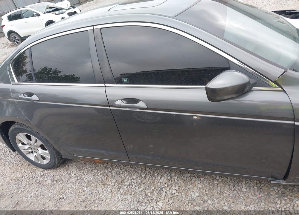 2008 HONDA ACCORD SDN VIN: JHMCP26738C002889