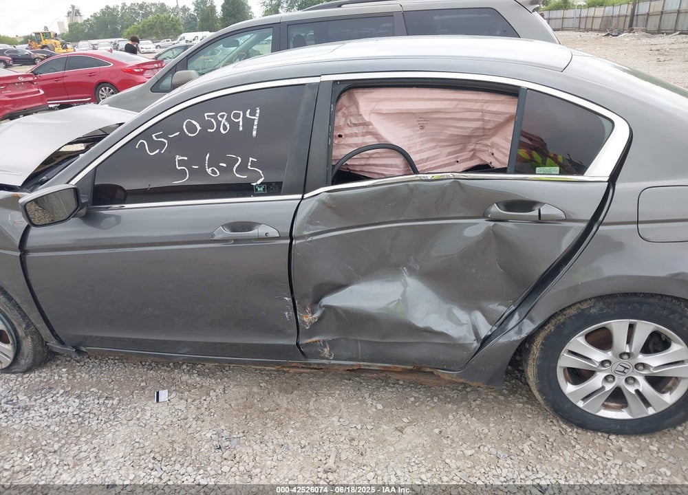2008 HONDA ACCORD SDN VIN: JHMCP26738C002889