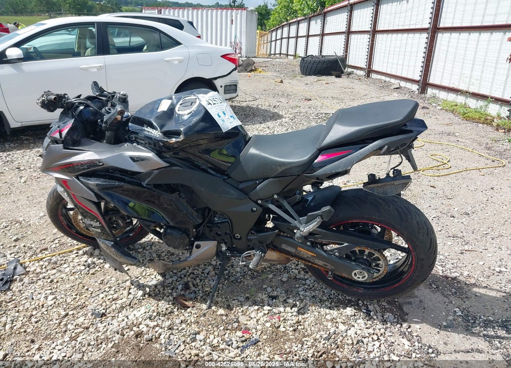 2024 KAWASAKI ZX1002 K VIN: JKBZXVK1XRA046745