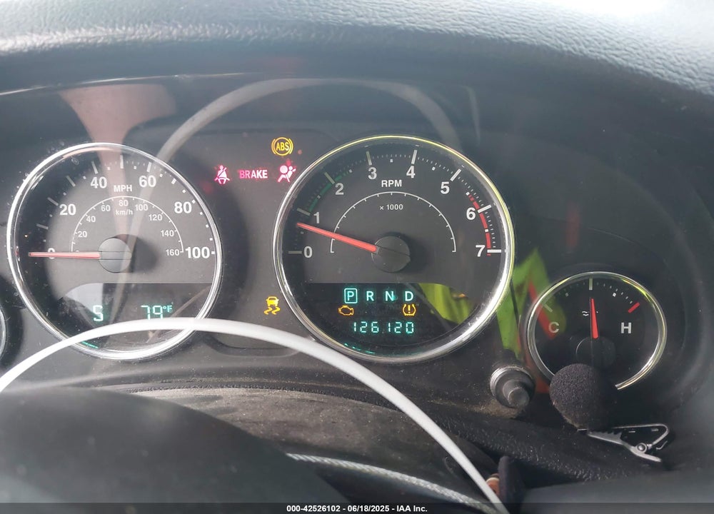 2011 JEEP WRANGLER / VIN: 1J4AA2D10BL529217