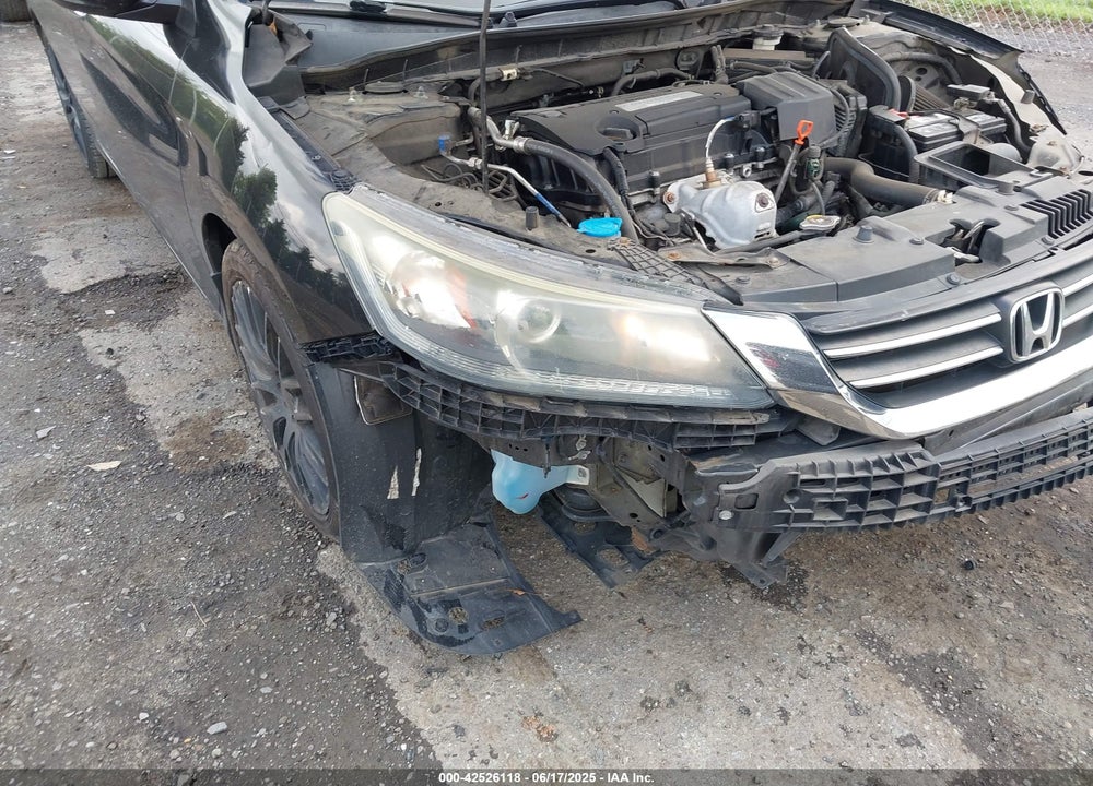 2015 HONDA ACCORD VIN: 1HGCR2F37FA120365