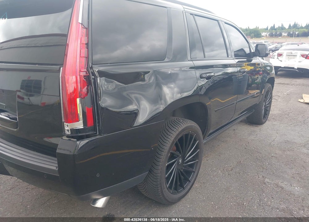 2017 CADILLAC ESCALADE VIN: 1GYS4DKJ1HR348899
