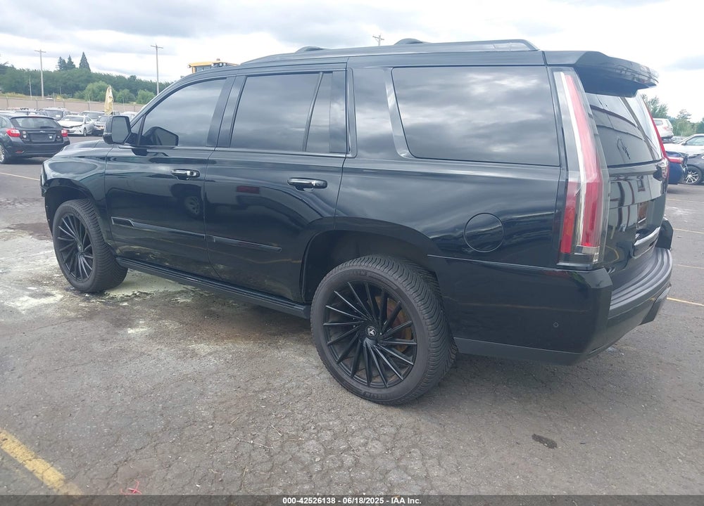 2017 CADILLAC ESCALADE VIN: 1GYS4DKJ1HR348899