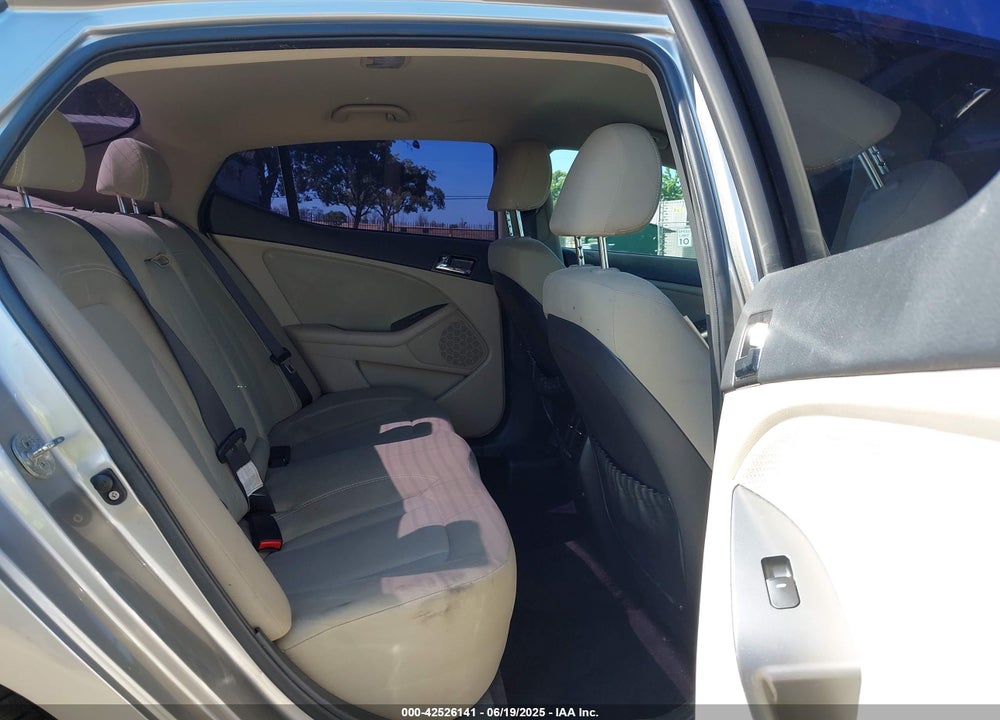 2011 KIA OPTIMA HYBRID VIN: KNAGM4AD7B5006862