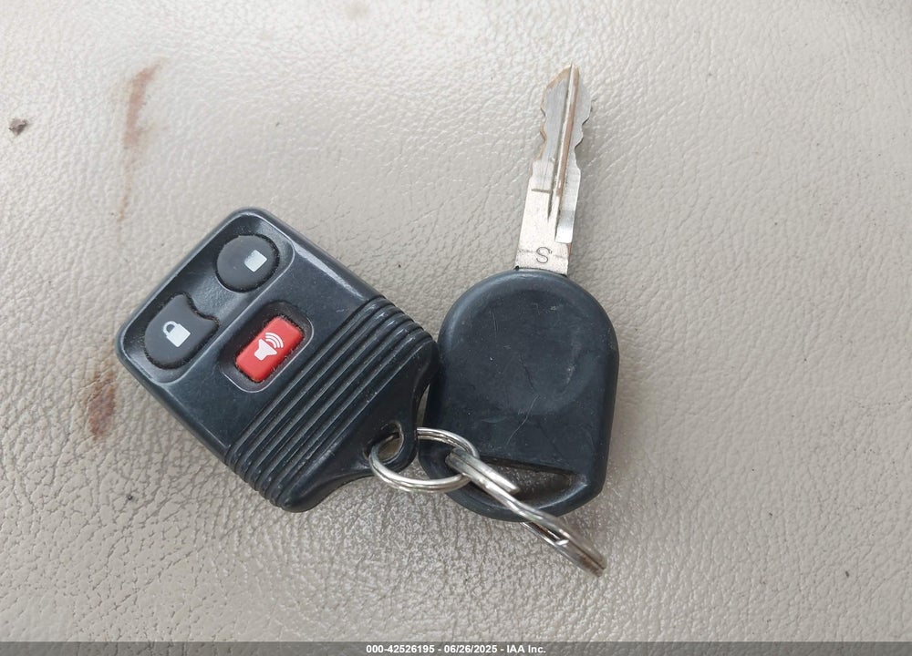2005 FORD FREESTYLE LIMITED VIN: 1FMDK03165GA78969