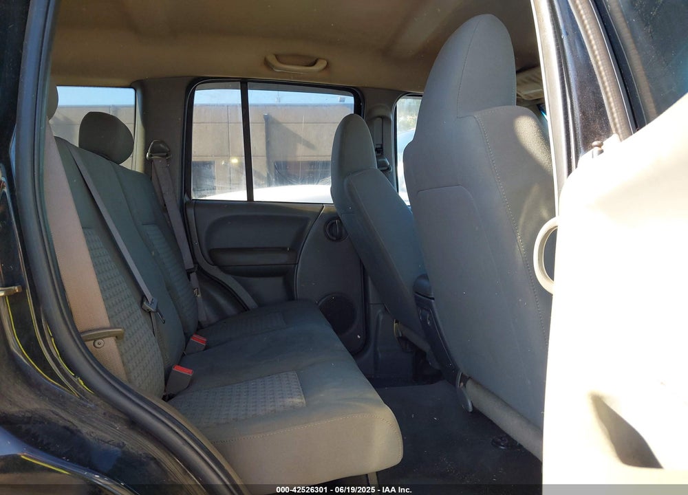2006 JEEP LIBERTY SPORT VIN: 1J4GL48K86W105386