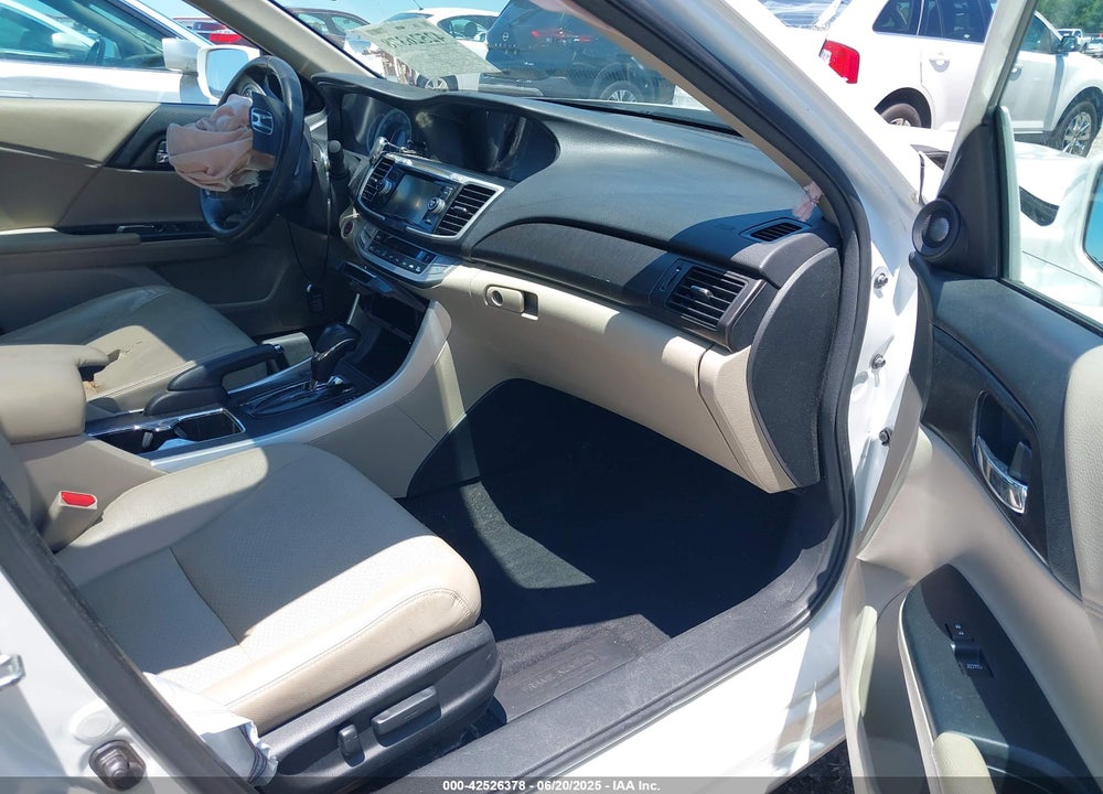 2014 HONDA ACCORD VIN: 1HGCR2F82EA033337