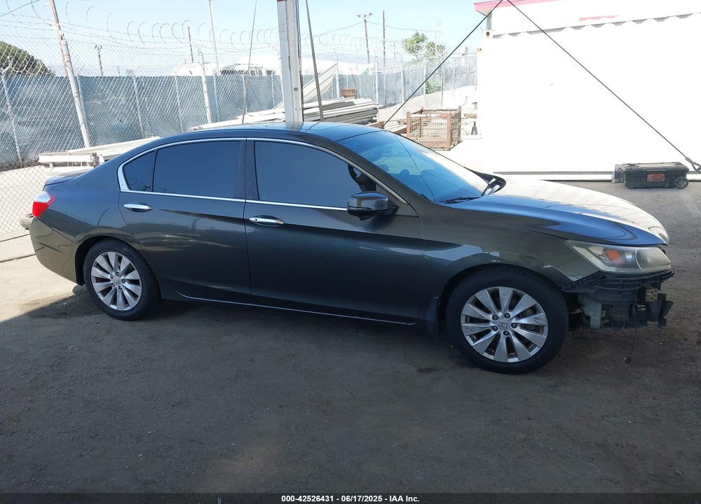 2013 HONDA ACCORD EX VIN: 1HGCR2F76DA200482