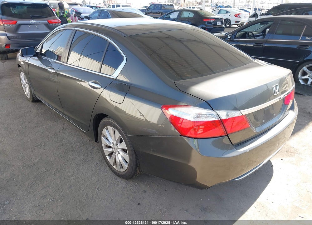 2013 HONDA ACCORD EX VIN: 1HGCR2F76DA200482