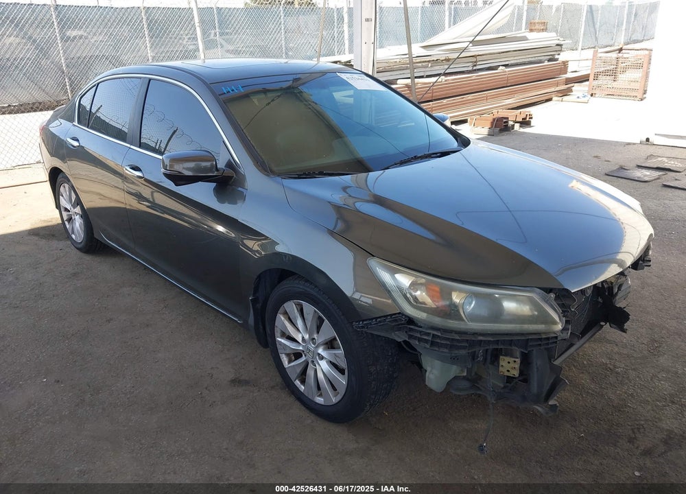 2013 HONDA ACCORD EX VIN: 1HGCR2F76DA200482