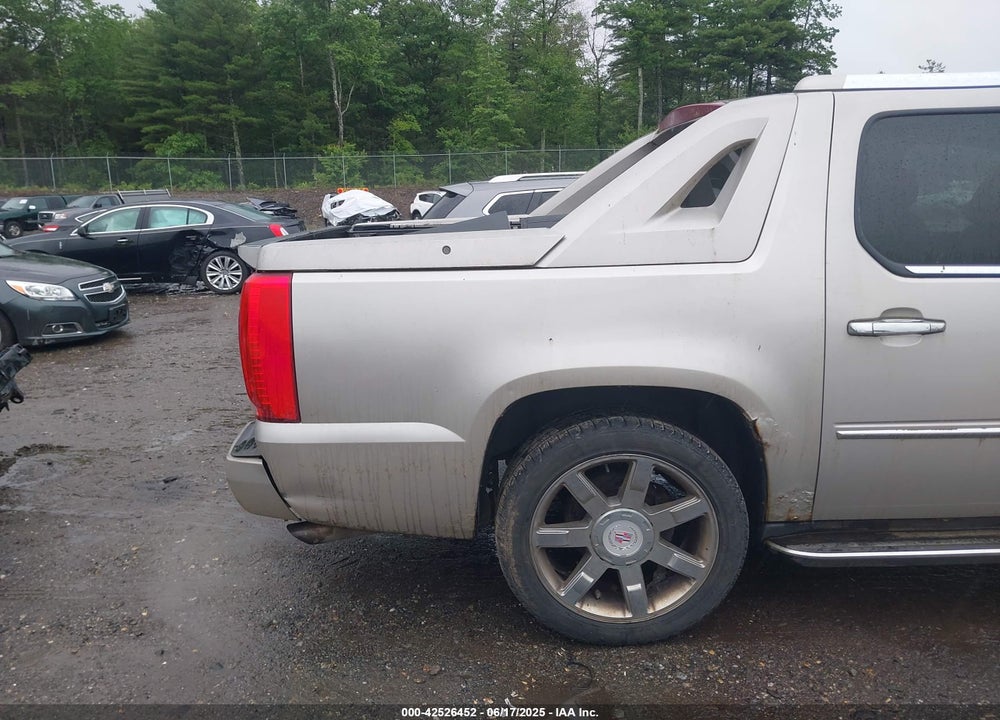 2007 CADILLAC ESCALADE EXT VIN: 3GYFK62877G269333