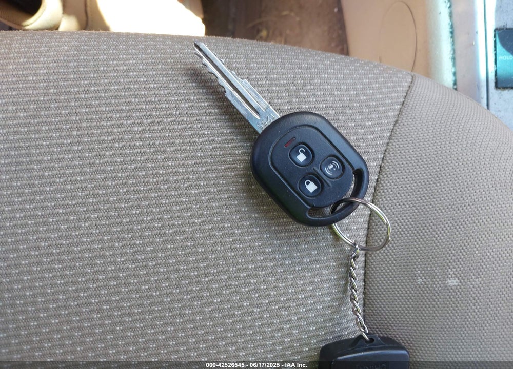 2010 CHEVROLET AVEO VIN: KL1TD6DE3AB136663