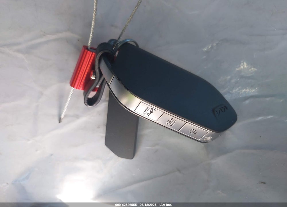 2025 KIA K5 VIN: KNAG44J86S5361590