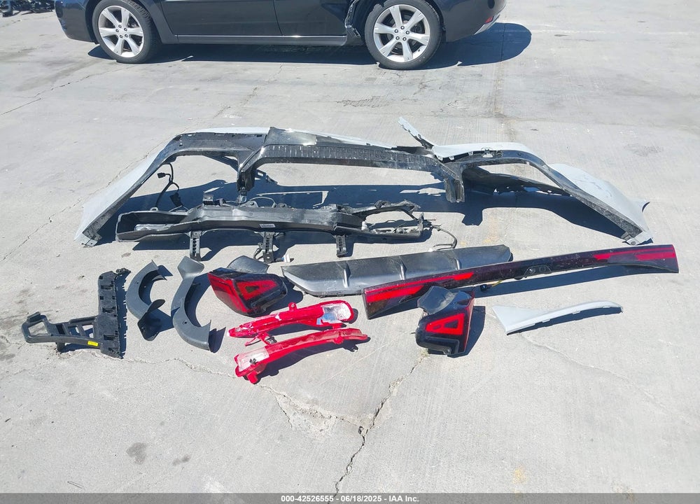 2025 KIA K5 VIN: KNAG44J86S5361590