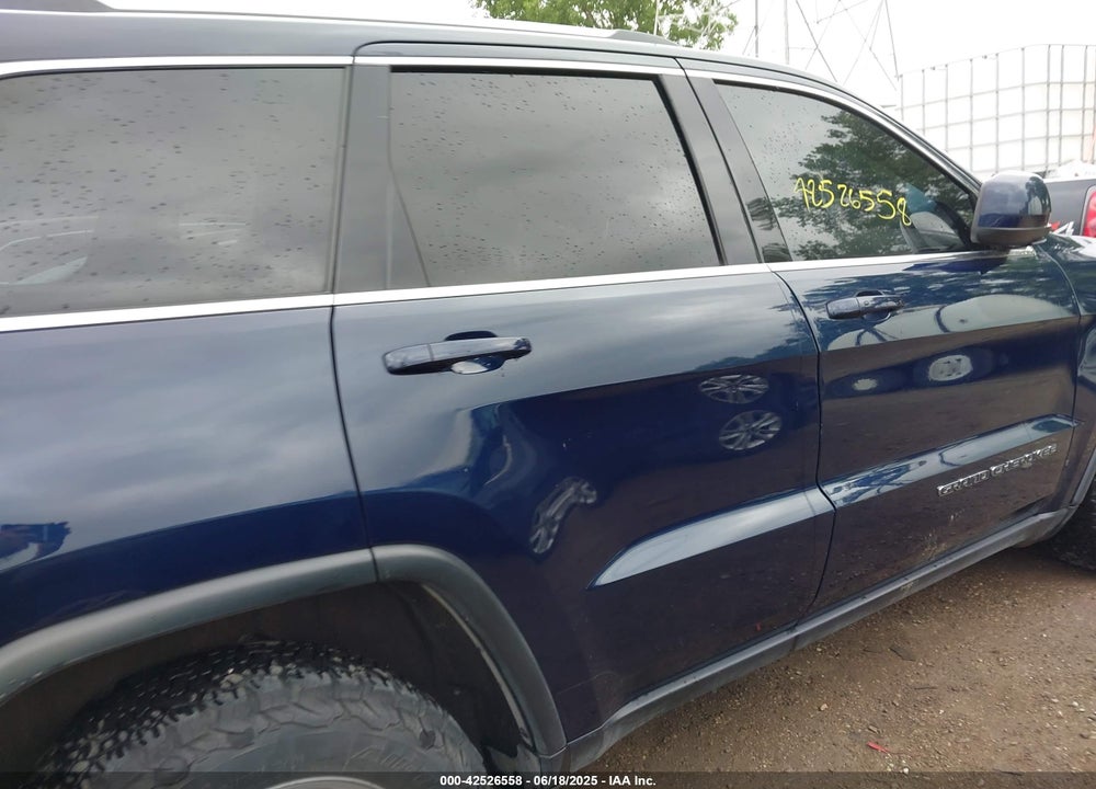 2017 JEEP GRAND CHEROKEE VIN: 1C4RJFAG1HC948033