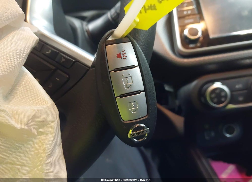 2019 NISSAN KICKS VIN: 3N1CP5CU5KL492702