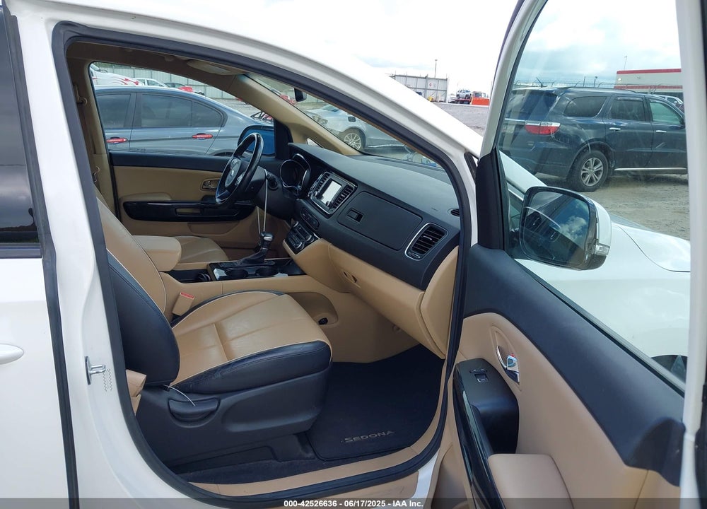 2017 KIA SEDONA EX VIN: KNDMC5C12H6260886