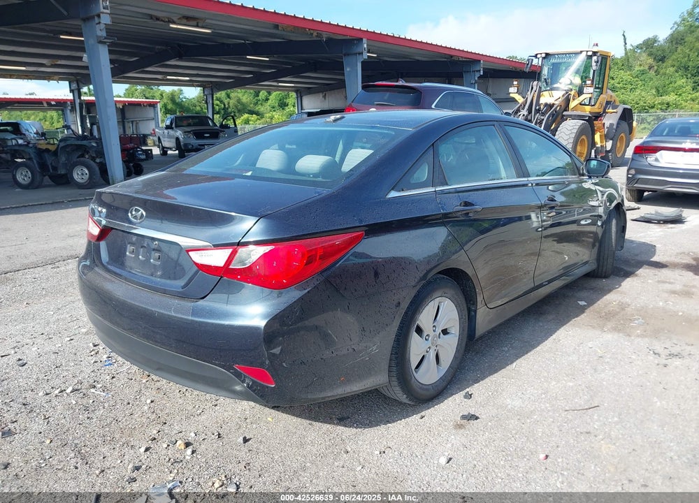 2014 HYUNDAI SONATA VIN: 5NPEB4AC0EH909673
