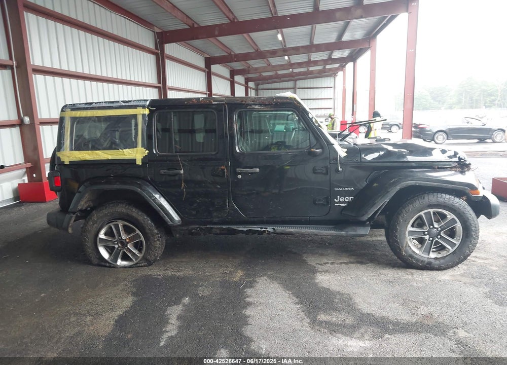 2019 JEEP WRANGLER UNLIMITED SAHARA 4X4 VIN: 1C4HJXEG5KW515140