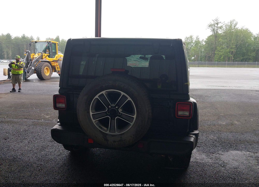 2019 JEEP WRANGLER UNLIMITED SAHARA 4X4 VIN: 1C4HJXEG5KW515140