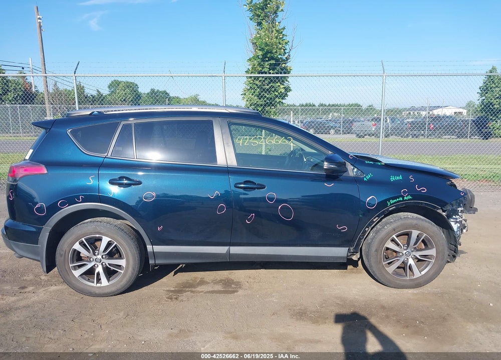 2018 TOYOTA RAV4 VIN: JTMRFREV6JJ182605