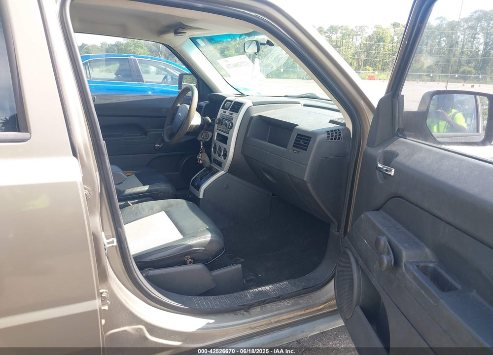 2008 JEEP PATRIOT VIN: 1J8FF28W38D700492