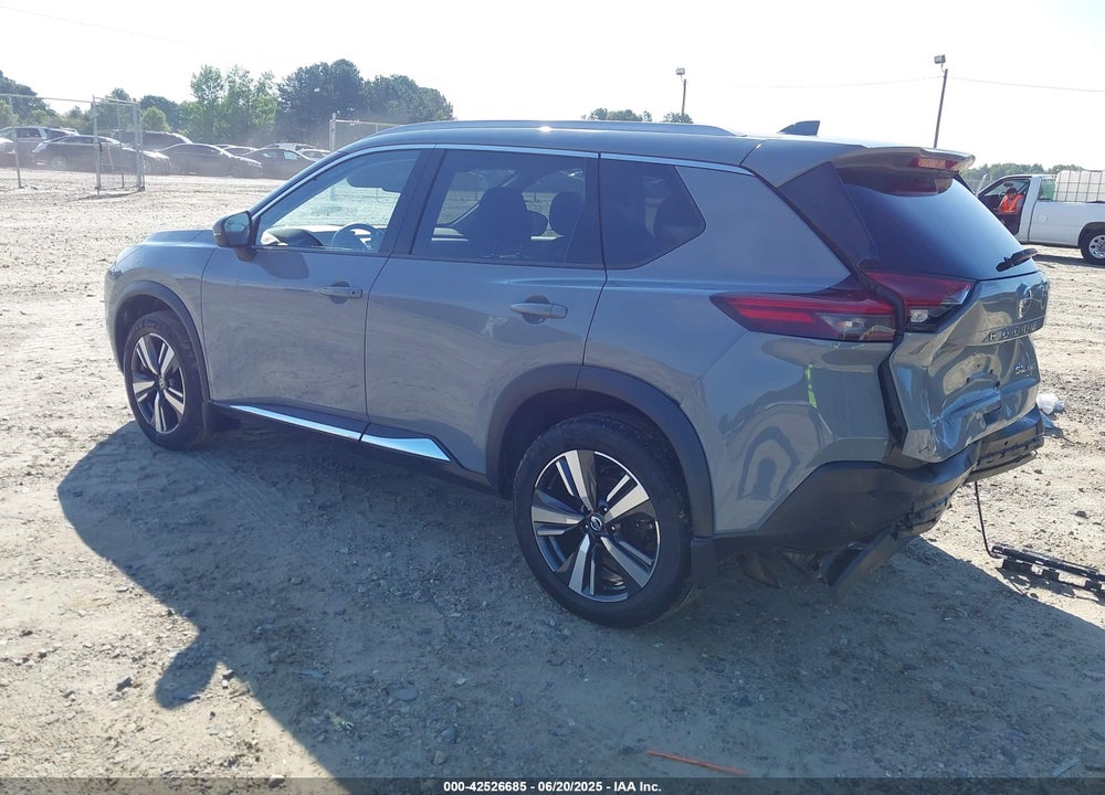 2021 NISSAN ROGUE VIN: JN8BT3CB3MW450327