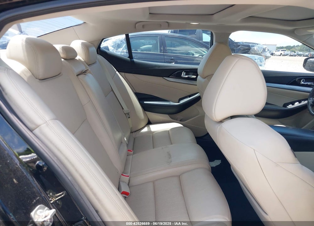 2016 NISSAN MAXIMA VIN: 1N4AA6AP1GC901425