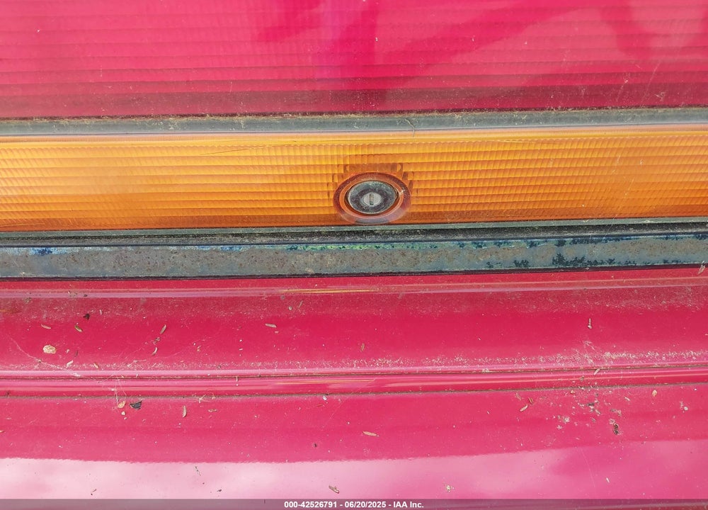 1993 CHRYSLER LEBARON VIN: 1C3XU4533PF668528